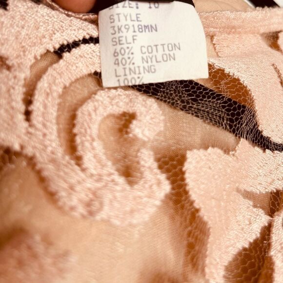 Mother of the Bride Tadashi Shoji Rose Gold Lace Belted Cocktail Dress - Picture 10 of 11